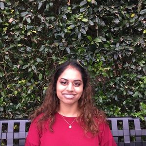 Meet your Posher, Monique